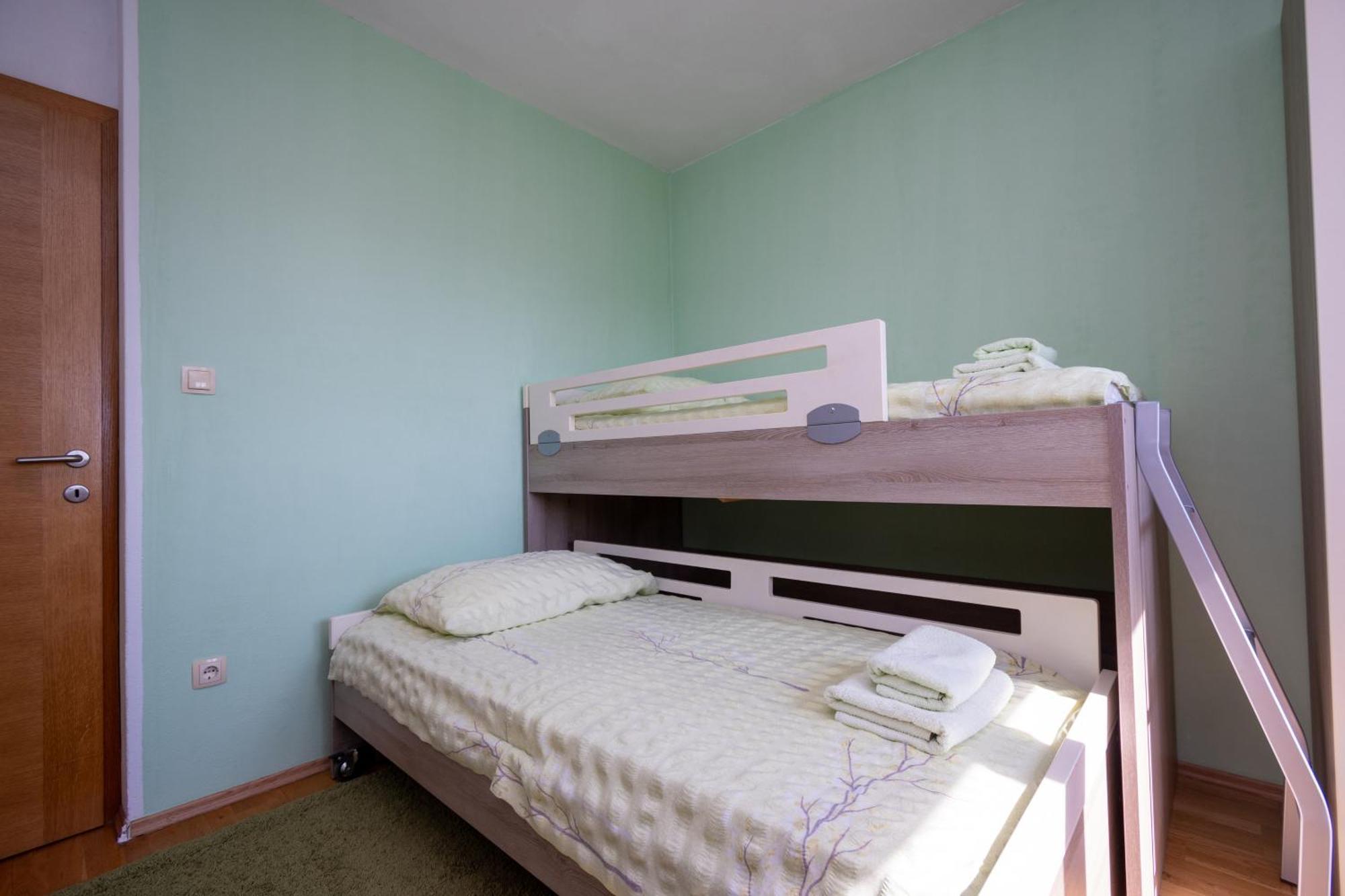 Holiday House With A Parking Space Zadar - 11744 Rom bilde